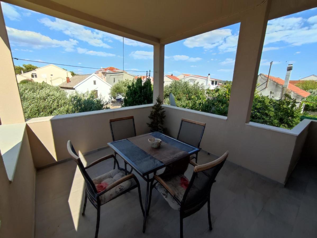 Apartment Hramina Murter Exterior photo